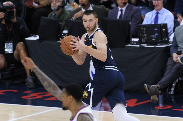 布劳恩低迷拖累掘金季后赛前景 续约合同面临考