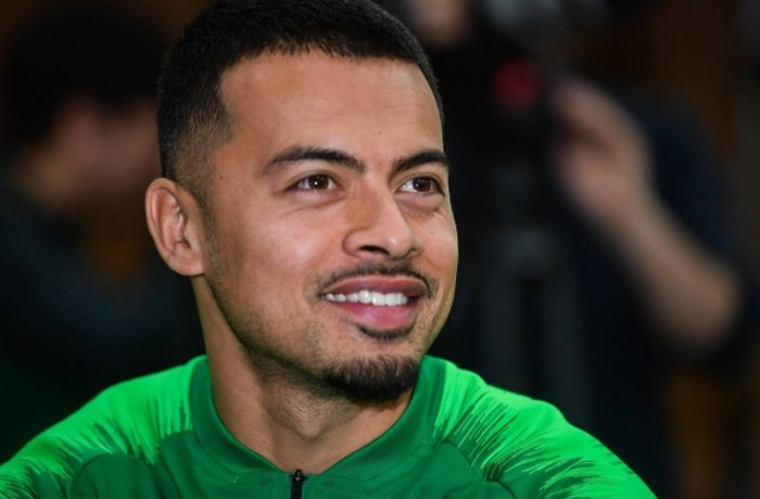 申花三轮仅一胜斯卢茨基遭质疑 李可复出或助球