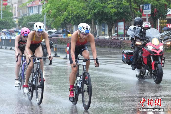 德兴铁人三项亚洲杯赛落幕 James Corbett与杨