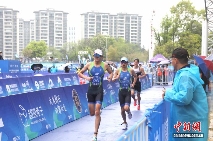 德兴铁人三项亚洲杯赛落幕 James Corbett与杨